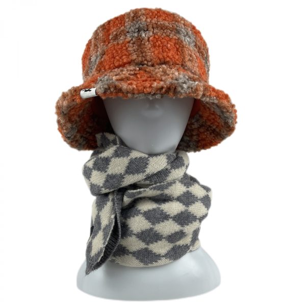 WMZ10 Winter Warm Knit Scarf Fleece Plaid Bucket Hat  Elegant Soft Hat and Scarf Set comfortable and versatile for various occasions
