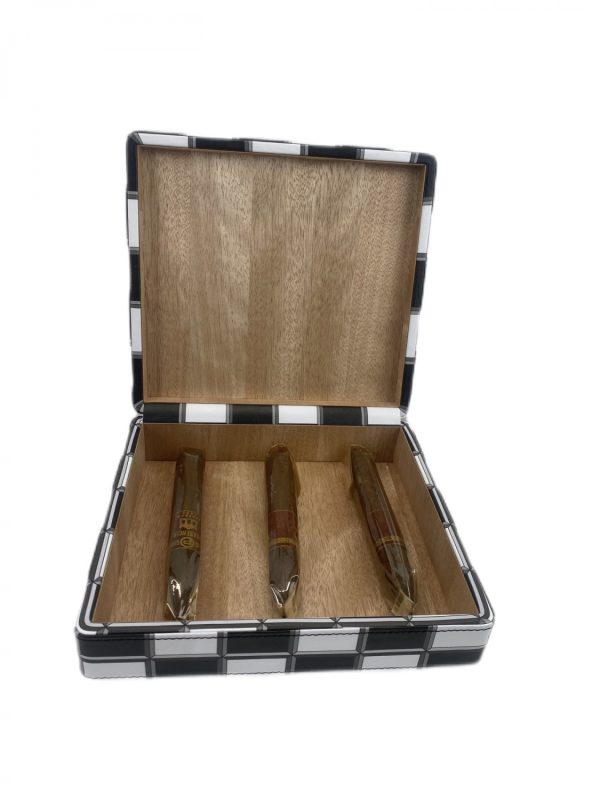 HDB13 High Quanlity  Portable Moisturizing Cigar Case